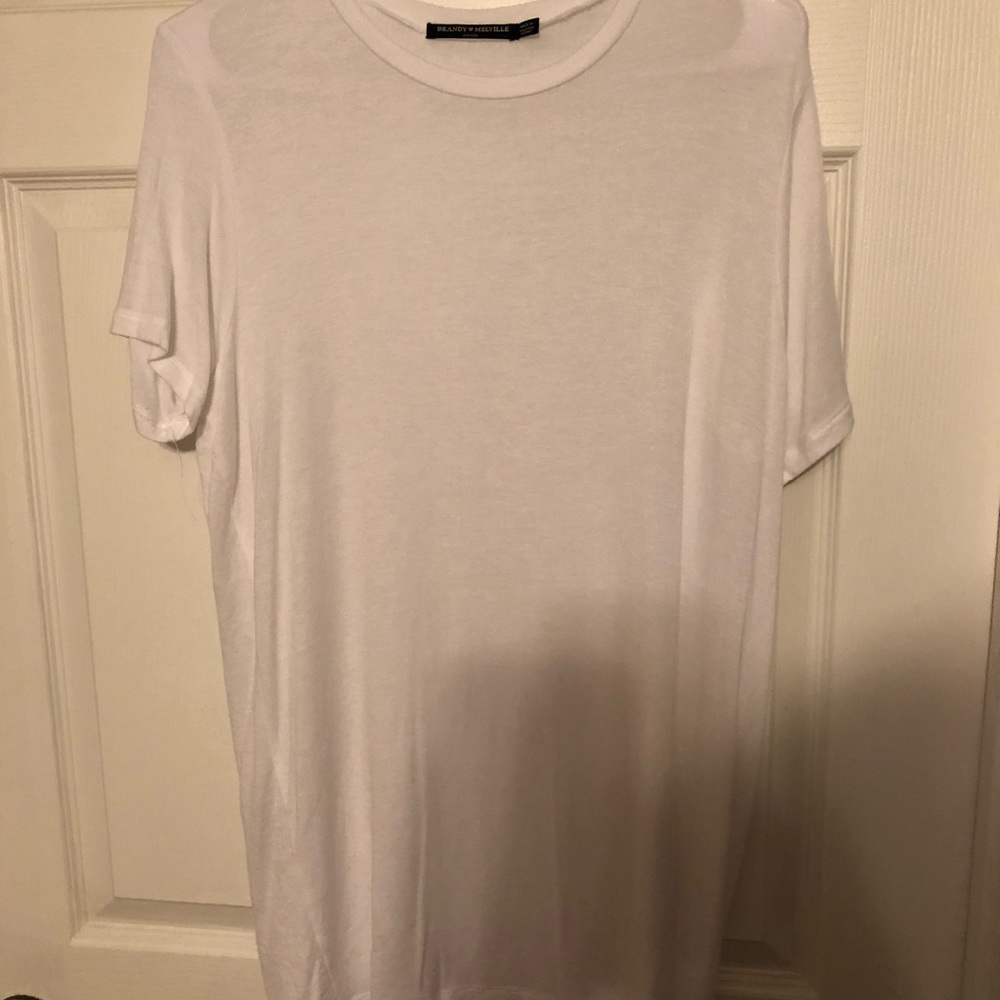 White tee